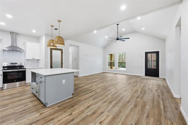 235 Dogwood Road, Brookeland, TX 75931