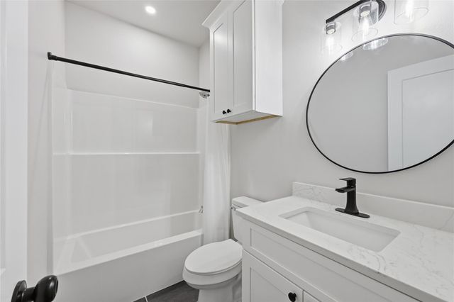 235 Dogwood Road, Brookeland, TX 75931