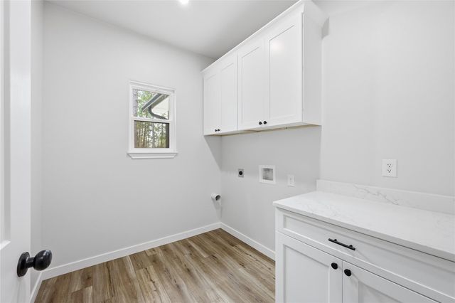 235 Dogwood Road, Brookeland, TX 75931