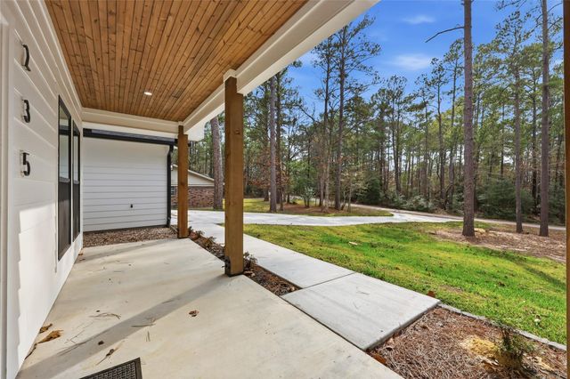 235 Dogwood Road, Brookeland, TX 75931