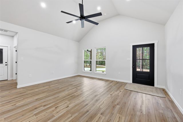 235 Dogwood Road, Brookeland, TX 75931