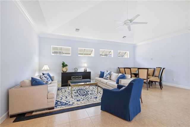 2065 Indian Summer Lane, Vero Beach, FL 32963