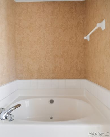 8372 Brittany Place, Montgomery, AL 36117