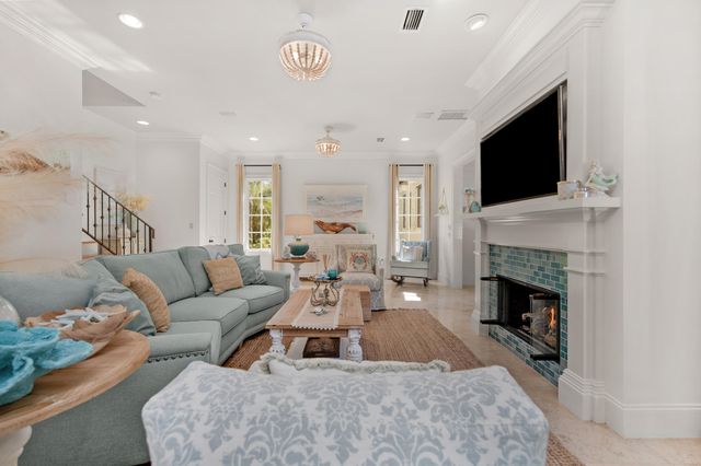 1474 E Baytowne Avenue, Miramar Beach, FL 32550