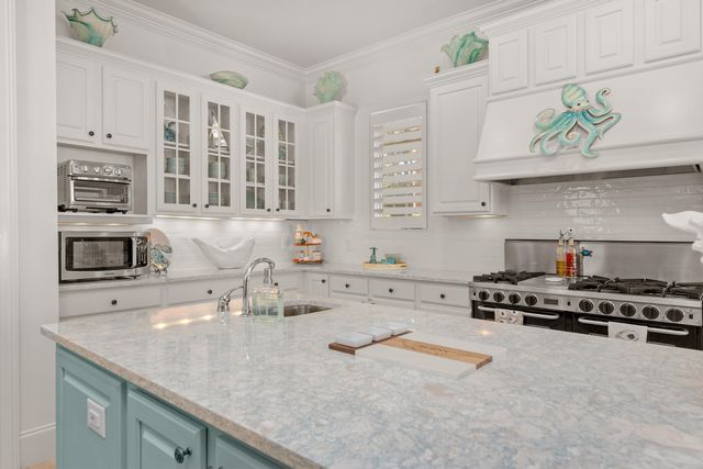 1474 E Baytowne Avenue, Miramar Beach, FL 32550