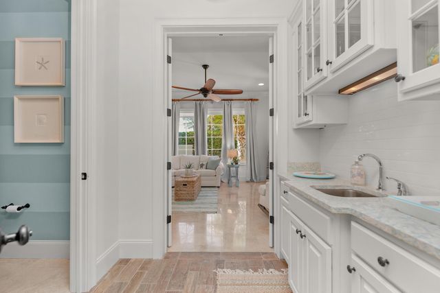 1474 E Baytowne Avenue, Miramar Beach, FL 32550