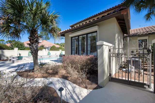 1474 E Baytowne Avenue, Miramar Beach, FL 32550