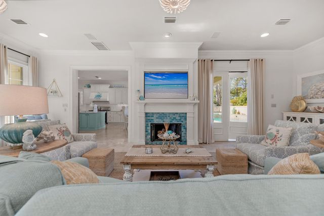 1474 E Baytowne Avenue, Miramar Beach, FL 32550