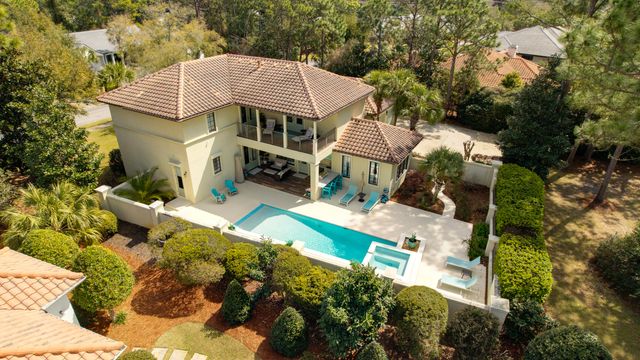 1474 E Baytowne Avenue, Miramar Beach, FL 32550