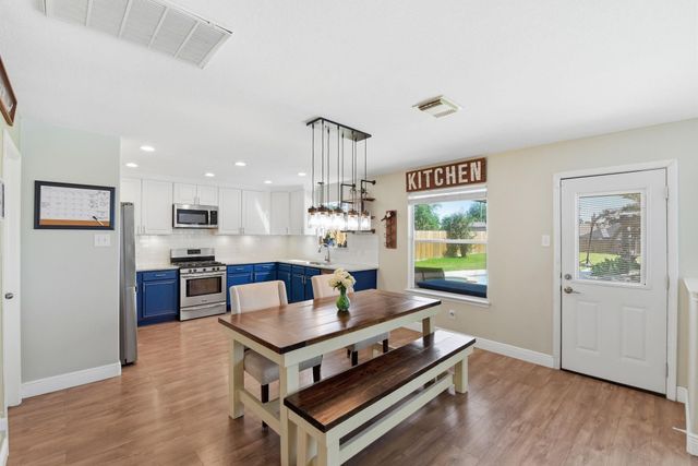 32203 Willow Creek Park, Conroe, TX 77385