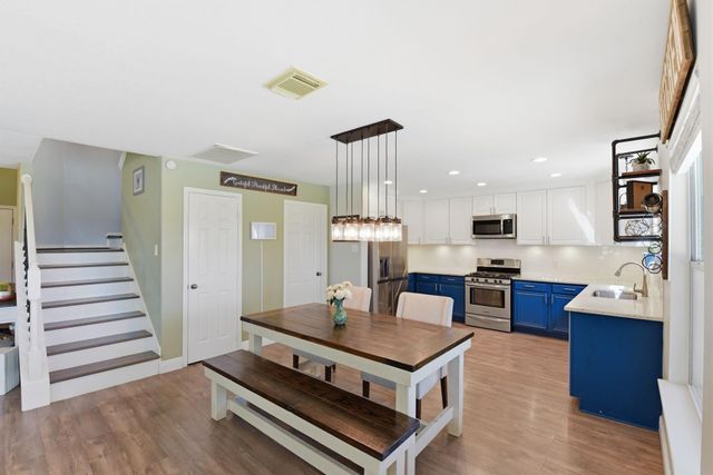 32203 Willow Creek Park, Conroe, TX 77385