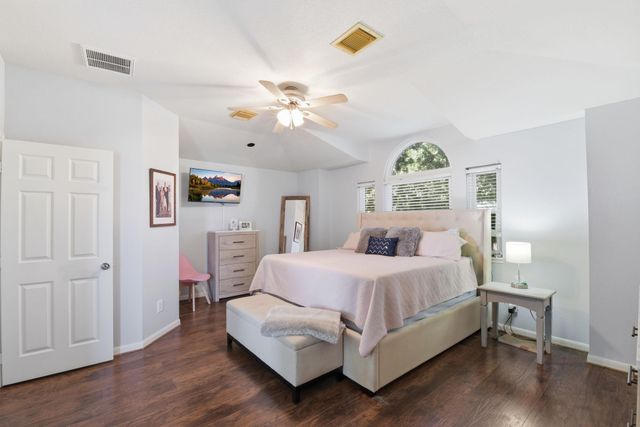 32203 Willow Creek Park, Conroe, TX 77385