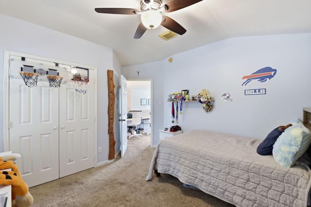 32203 Willow Creek Park, Conroe, TX 77385