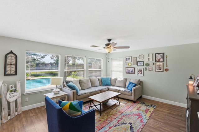 32203 Willow Creek Park, Conroe, TX 77385