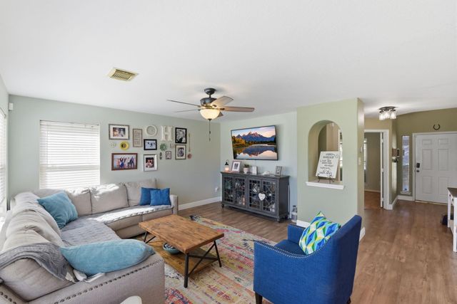 32203 Willow Creek Park, Conroe, TX 77385