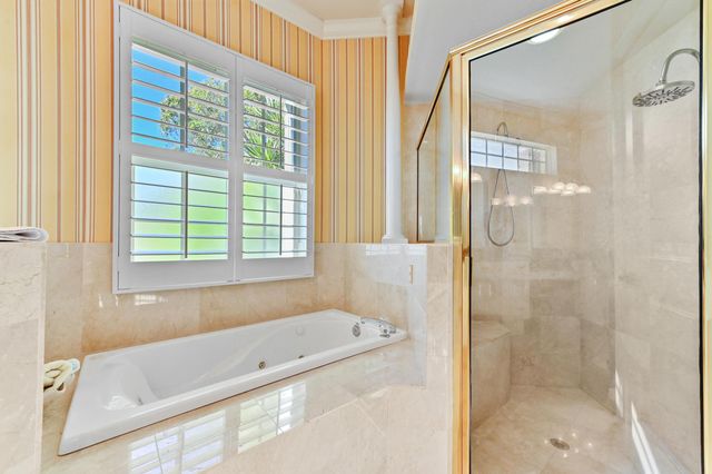 8817 SE Compass Island Way, Jupiter, FL 33458