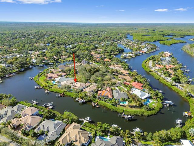 8817 SE Compass Island Way, Jupiter, FL 33458