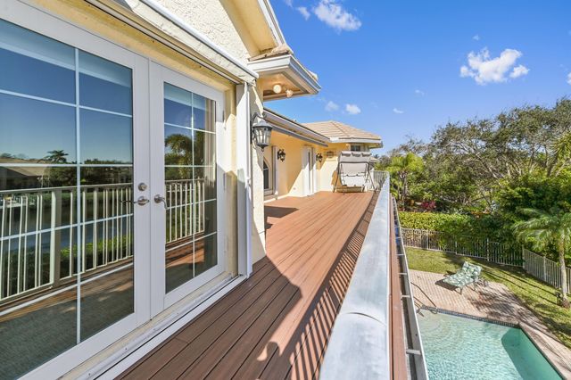 8817 SE Compass Island Way, Jupiter, FL 33458