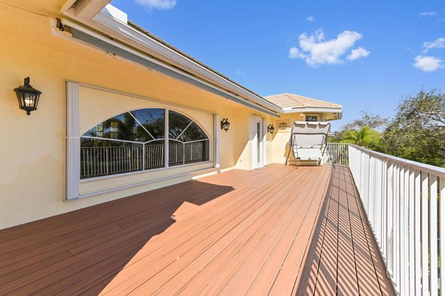 8817 SE Compass Island Way, Jupiter, FL 33458