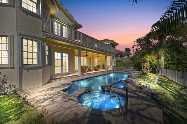 8817 SE Compass Island Way, Jupiter, FL 33458