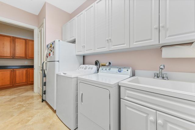 8817 SE Compass Island Way, Jupiter, FL 33458