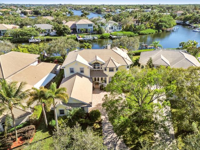 8817 SE Compass Island Way, Jupiter, FL 33458