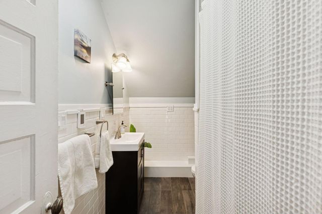 1525 Sherburne Avenue, Saint Paul, MN 55104