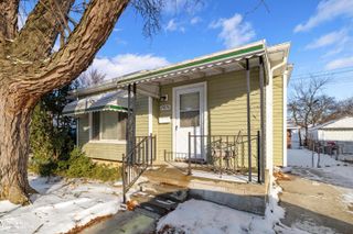 24676 Lambrecht Street, Eastpointe, MI 48021