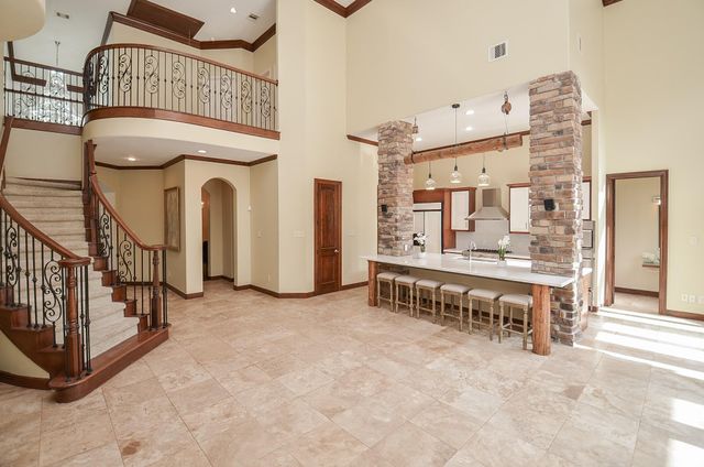 1402 Lynnview Drive, Houston, TX 77055