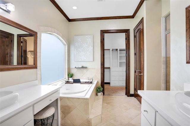 1402 Lynnview Drive, Houston, TX 77055