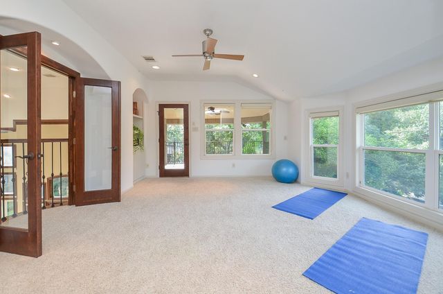 1402 Lynnview Drive, Houston, TX 77055