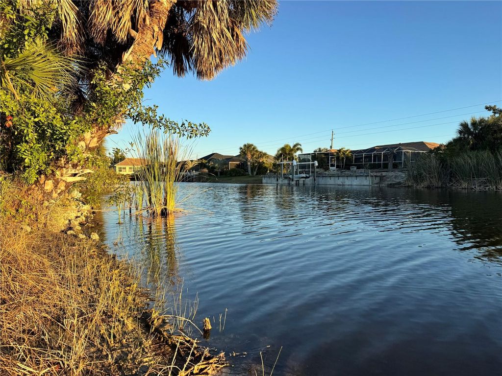 15512 LAKELAND CIRCLE, Port Charlotte, FL 33981