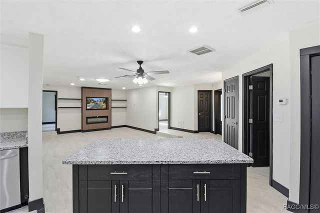 1475 NW 21st Street, Crystal River, FL 34428