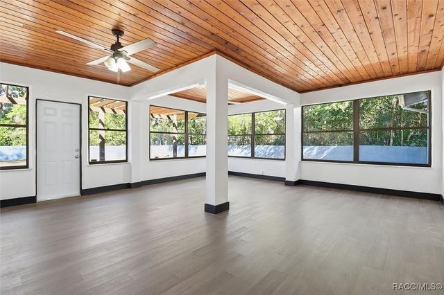 1475 NW 21st Street, Crystal River, FL 34428