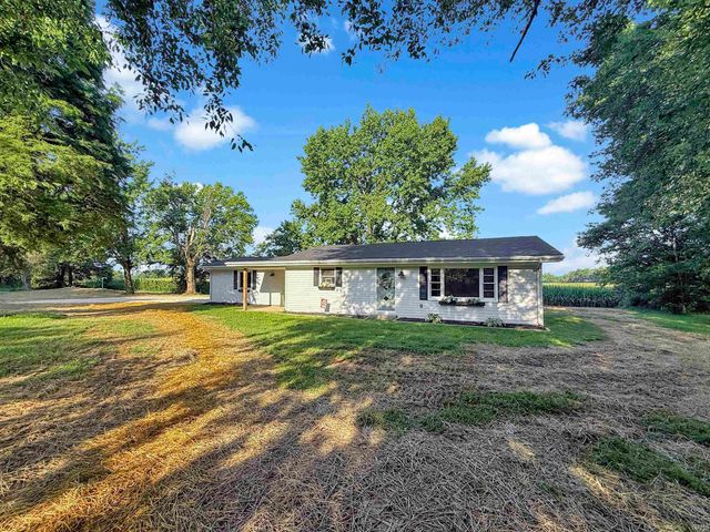 422 N Plank Road, Boonville, IN 47601