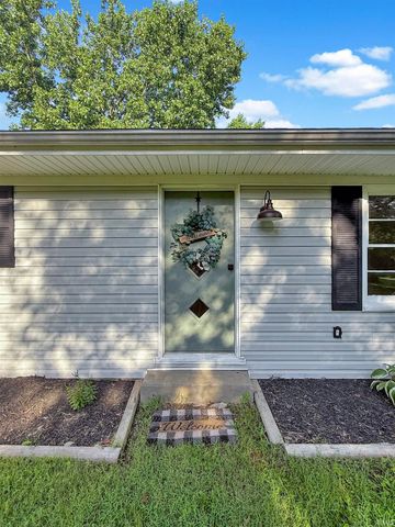 422 N Plank Road, Boonville, IN 47601