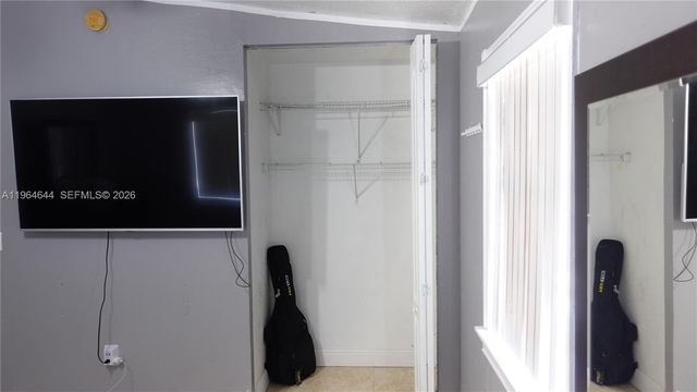 3461 NW 178th St, Miami Gardens, FL 33056