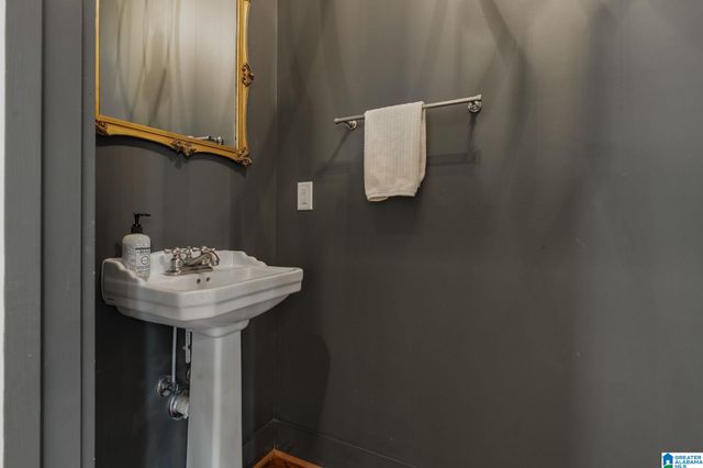 1624 WOODFERN DRIVE, Homewood, AL 35209