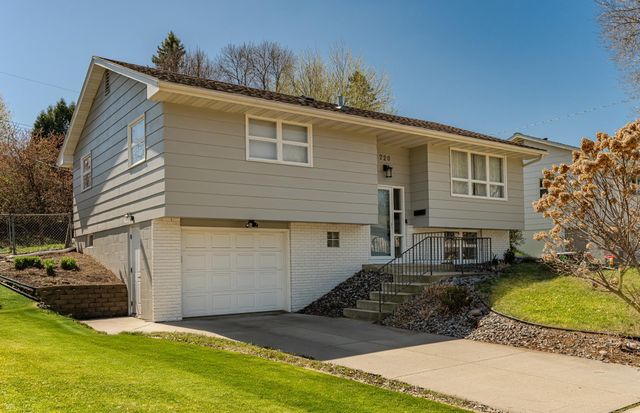 720 Zumbro Drive NW, Rochester, MN 55901