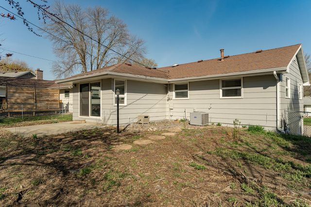 720 Zumbro Drive NW, Rochester, MN 55901