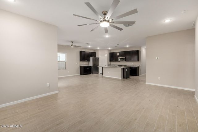 3018 W STRAIGHT ARROW Lane, Phoenix, AZ 85083