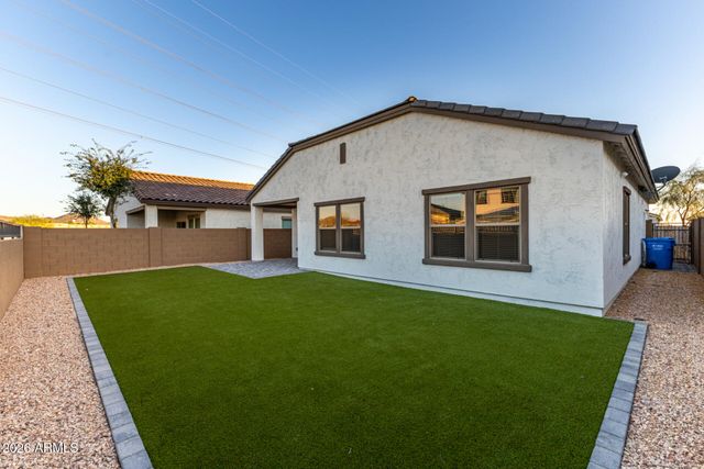 3018 W STRAIGHT ARROW Lane, Phoenix, AZ 85083