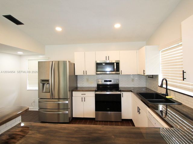 14740 SW 108th Terrace 0, Miami, FL 33196