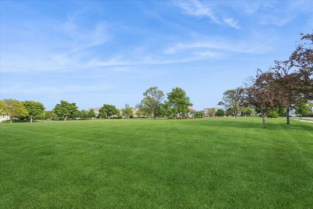 14516 Patriot Square Drive W, Plainfield, IL 60544