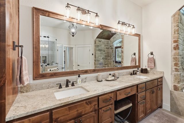 2304 Winchester Court, Tolar, TX 76476