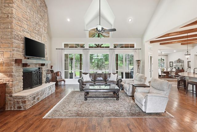 2304 Winchester Court, Tolar, TX 76476