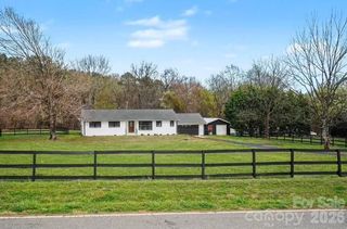2178 Tryon Courthouse Road, Bessemer City, NC 28016