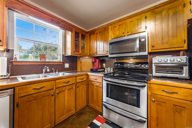 6720 Foxrun East End Drive, Mabelvale, AR 72103