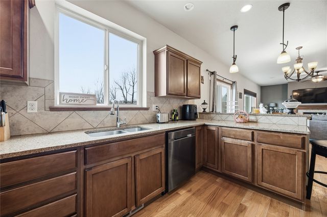 4821 Hay Field Court SW, Cedar Rapids, IA 52404