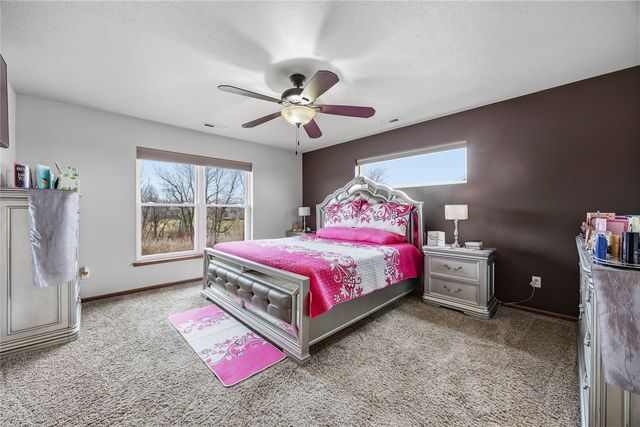 4821 Hay Field Court SW, Cedar Rapids, IA 52404